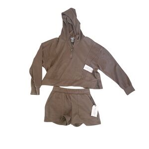 Better Together quarter-zip + shorts set NWT